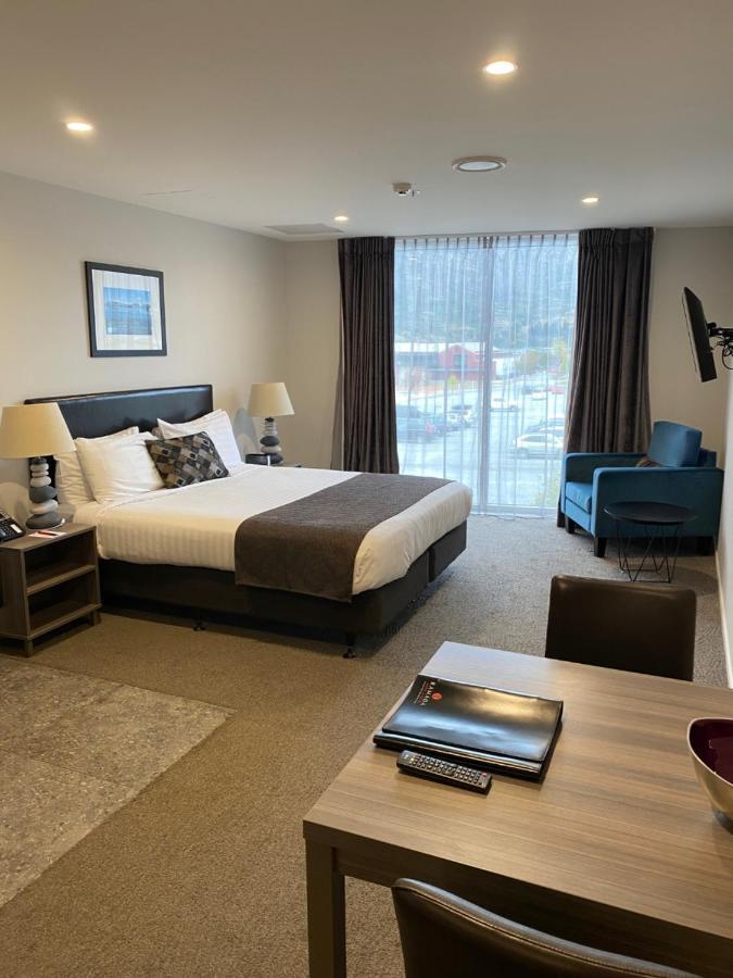 Ramada Suites By Wyndham Queenstown Remarkables Park Dış mekan fotoğraf