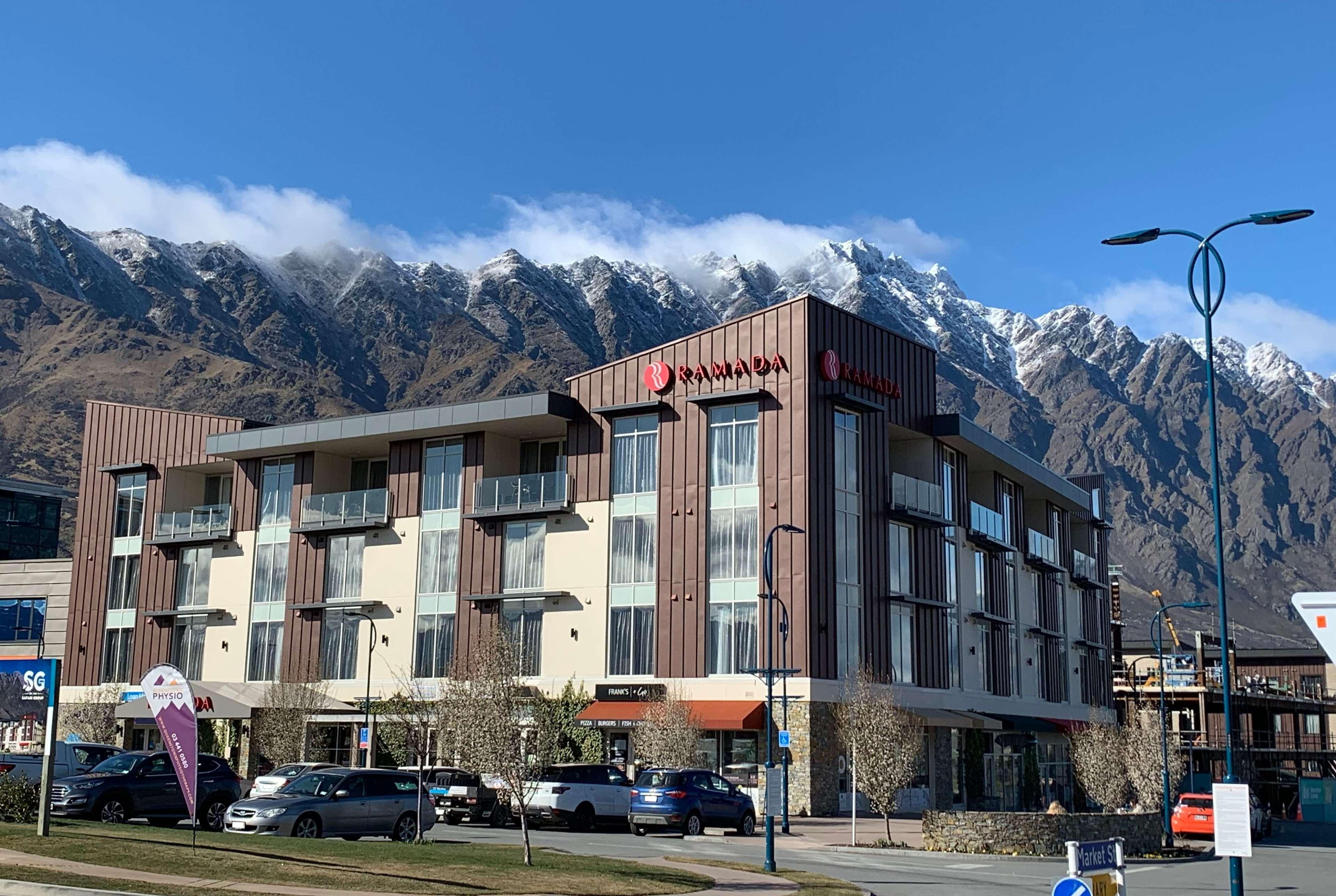 Ramada Suites By Wyndham Queenstown Remarkables Park Dış mekan fotoğraf