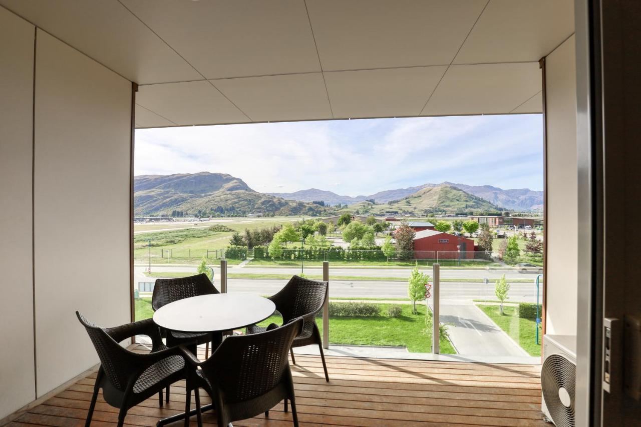 Ramada Suites By Wyndham Queenstown Remarkables Park Dış mekan fotoğraf