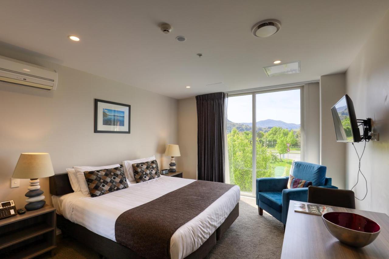 Ramada Suites By Wyndham Queenstown Remarkables Park Dış mekan fotoğraf