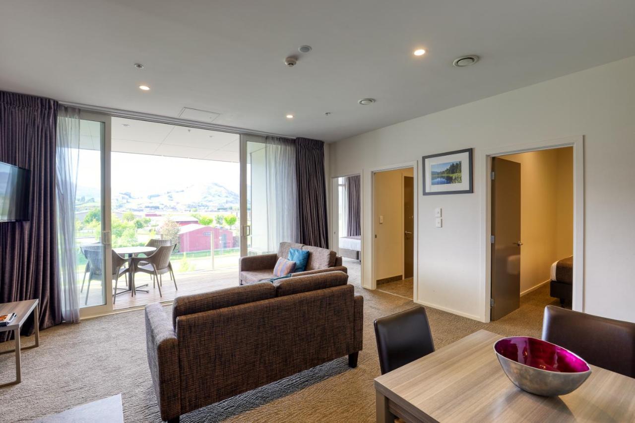 Ramada Suites By Wyndham Queenstown Remarkables Park Dış mekan fotoğraf