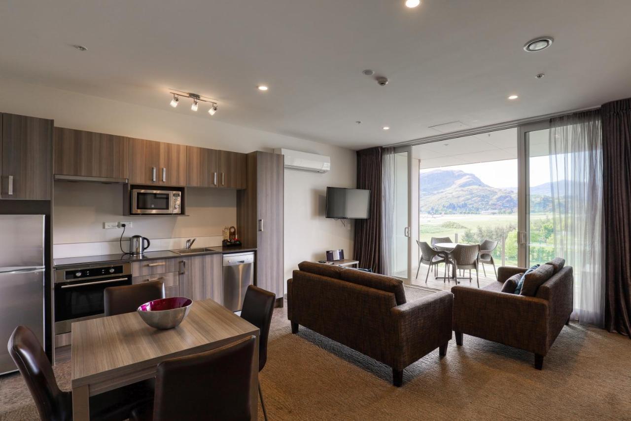 Ramada Suites By Wyndham Queenstown Remarkables Park Dış mekan fotoğraf